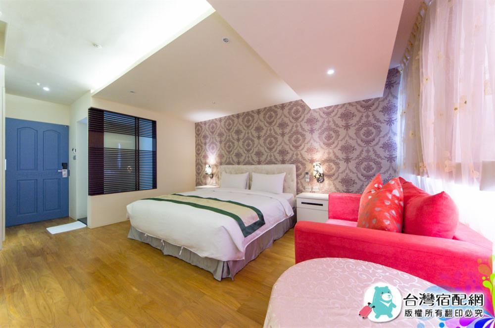 Hotel Left Bank 121 Tainan Esterno foto